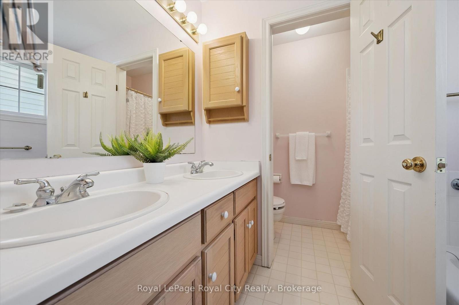 539 HARVEY STREET - 20