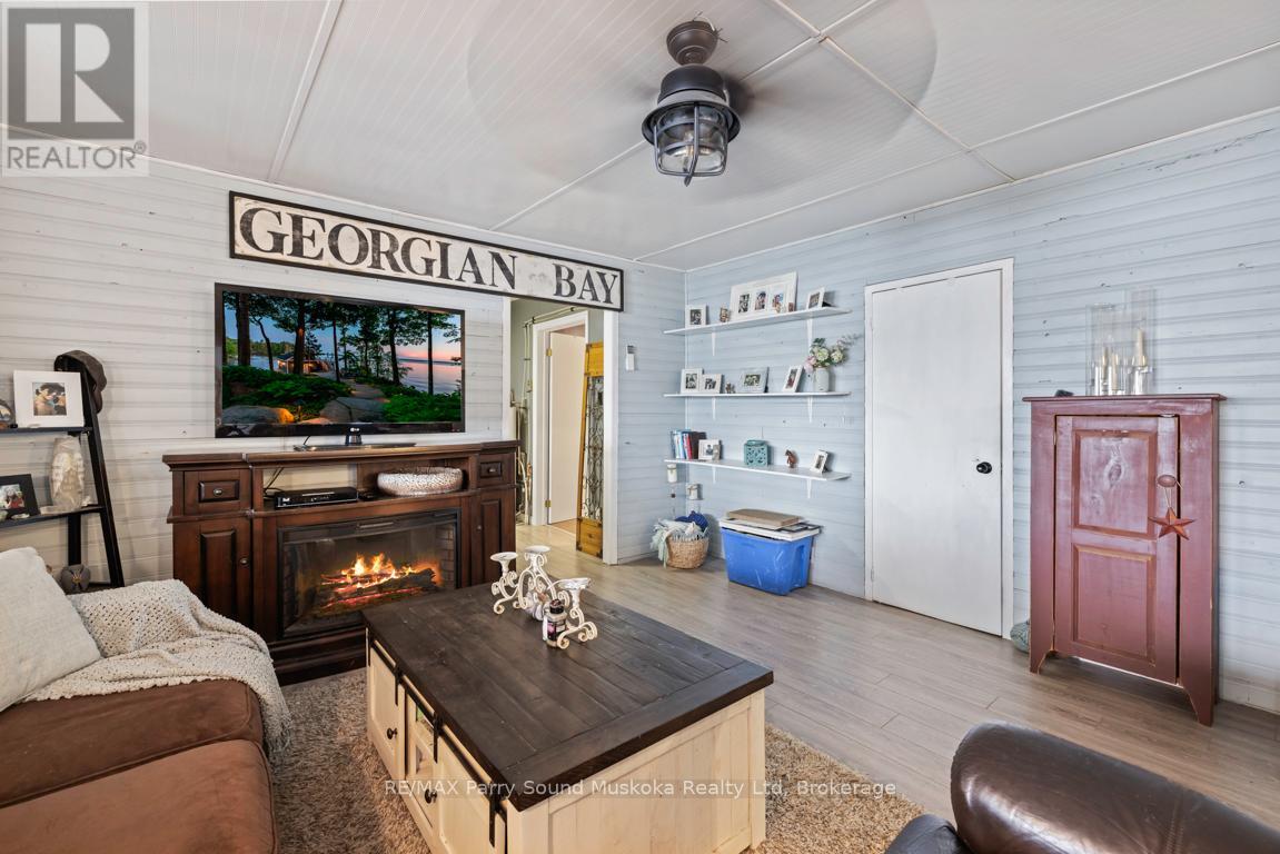 #LOT 206 808 PARADISE LANE E - 15