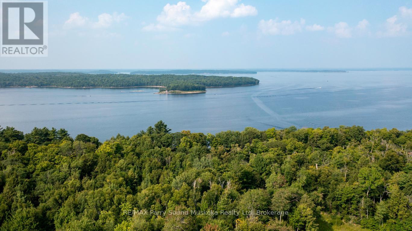 #LOT 206 808 PARADISE LANE E - 3