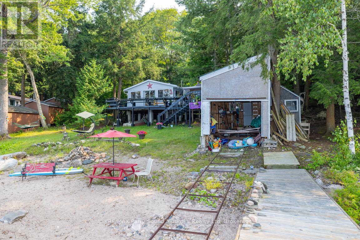 #LOT 206 808 PARADISE LANE E - 36