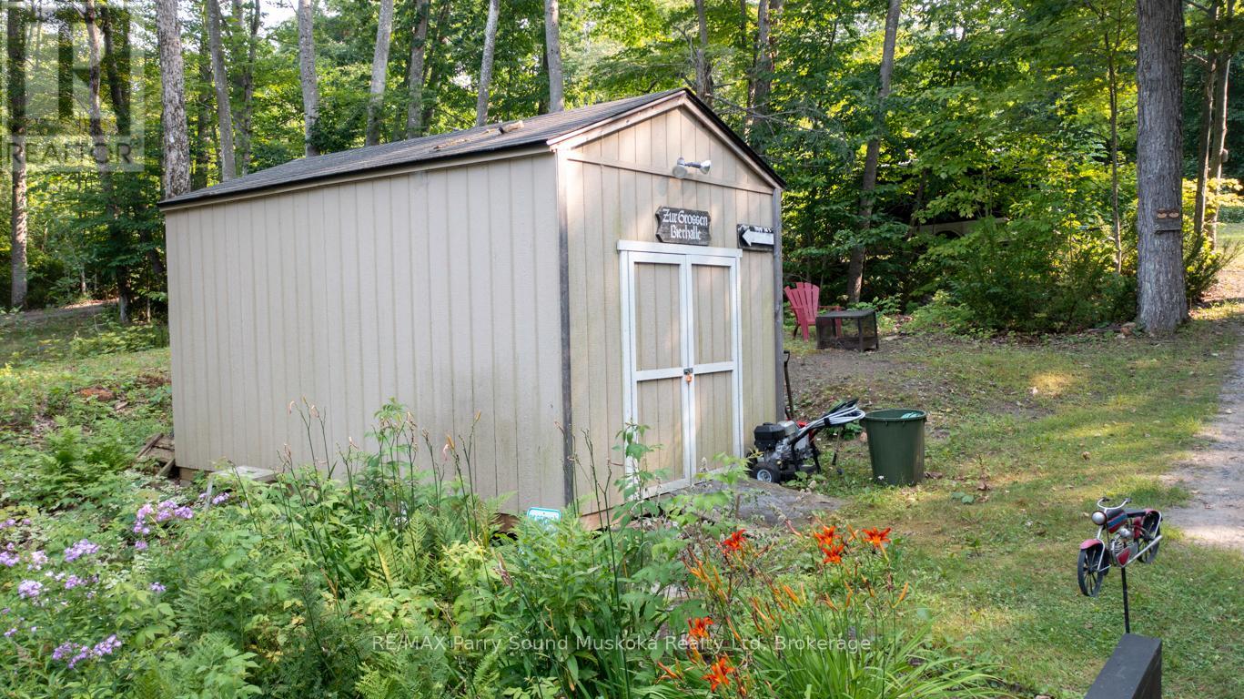 #LOT 206 808 PARADISE LANE E - 38