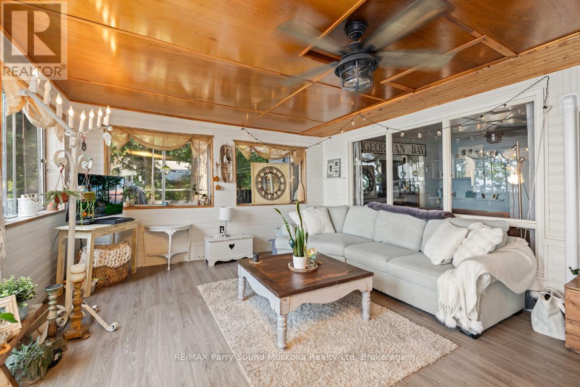#LOT 206 808 PARADISE LANE E - 9