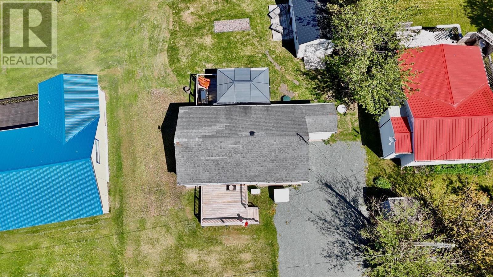 6 Douglas Crescent - 43