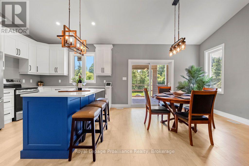 556 MARSH HILL ROAD - 15