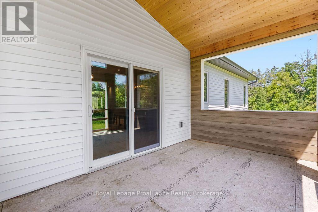 556 MARSH HILL ROAD - 20