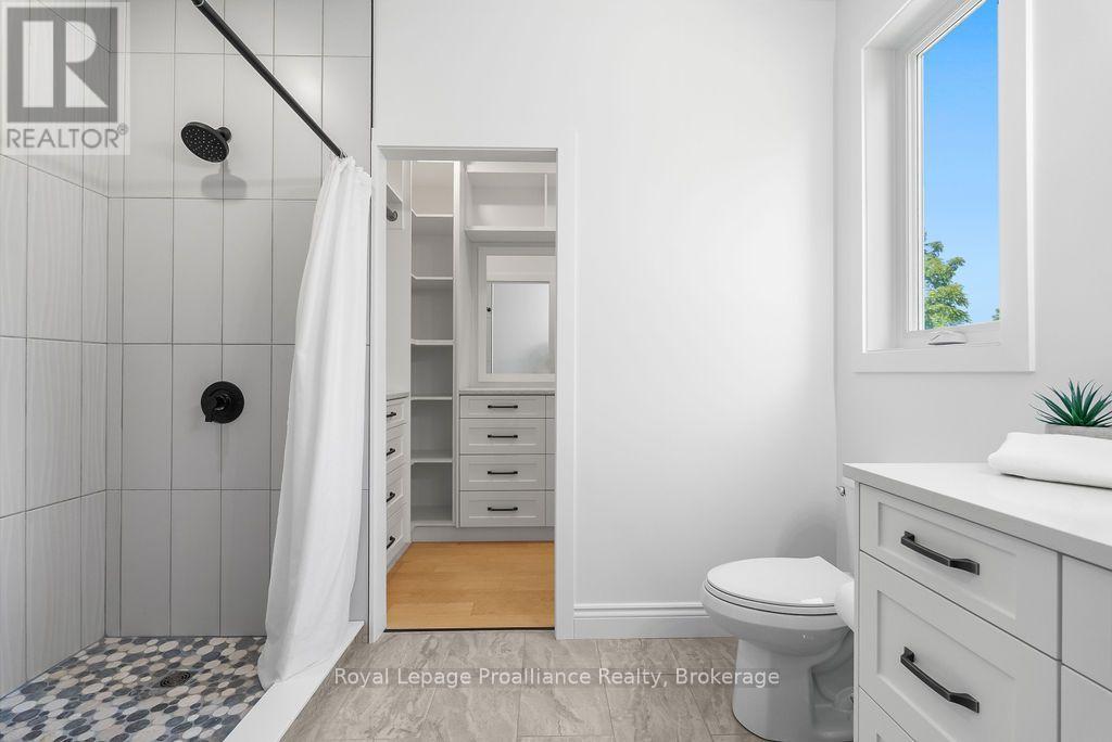 556 MARSH HILL ROAD - 24