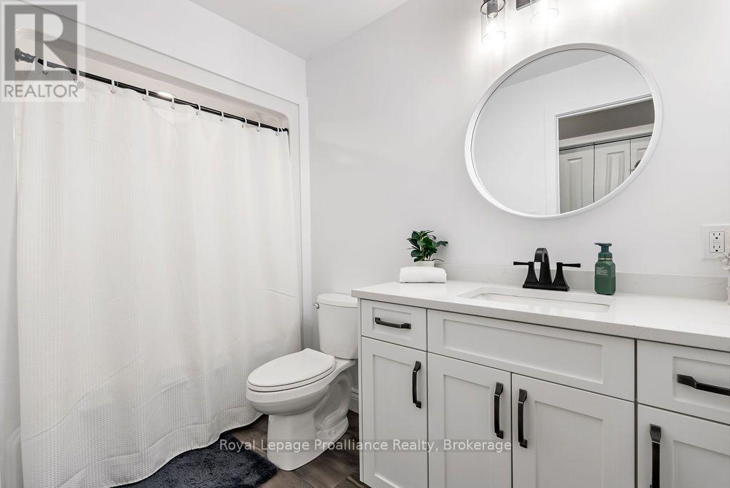 556 MARSH HILL ROAD - 30