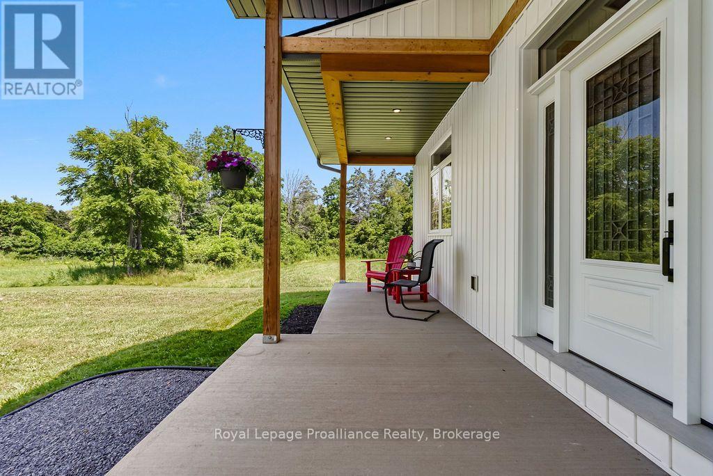 556 MARSH HILL ROAD - 38