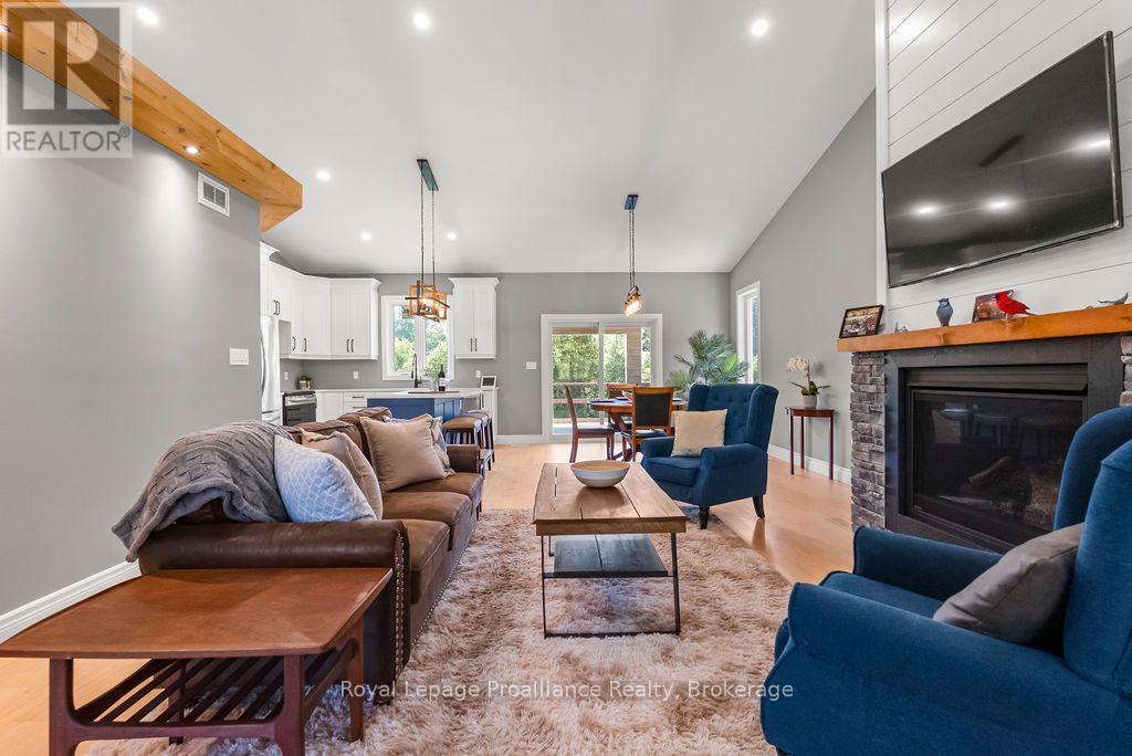 556 MARSH HILL ROAD - 8