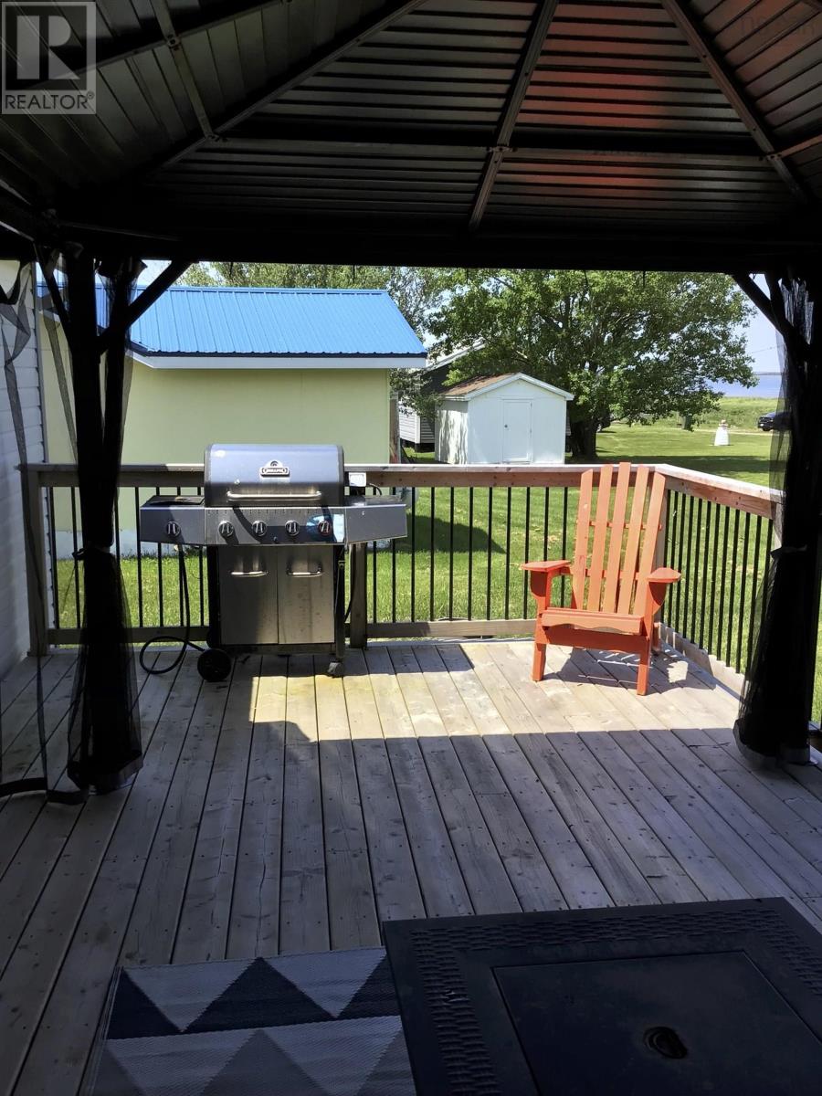 6 Douglas Crescent - 31