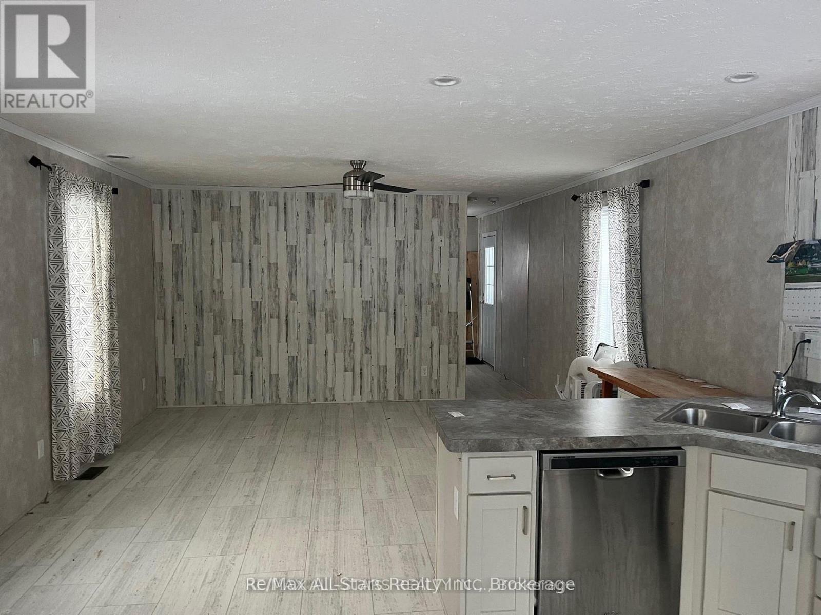 2406 SOUTH PORTAGE ROAD - 7