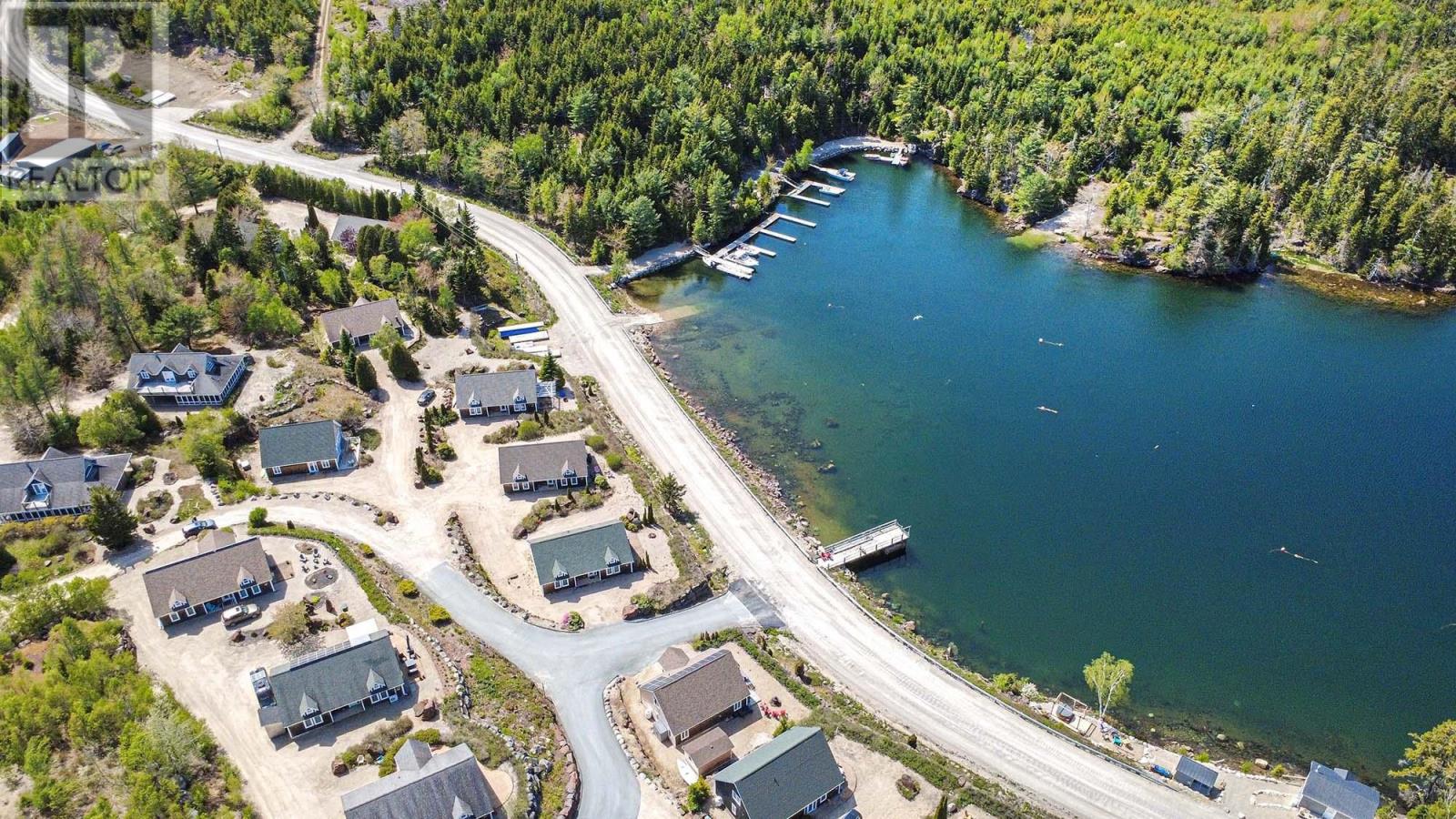 #5 6 Safe Harbour Close - 35