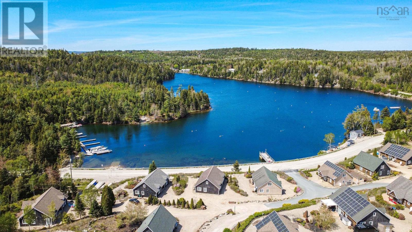 #5 6 Safe Harbour Close - 28