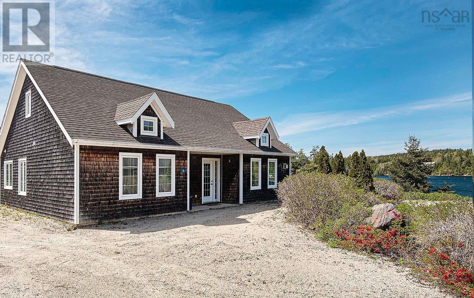 #5 6 Safe Harbour Close - 37