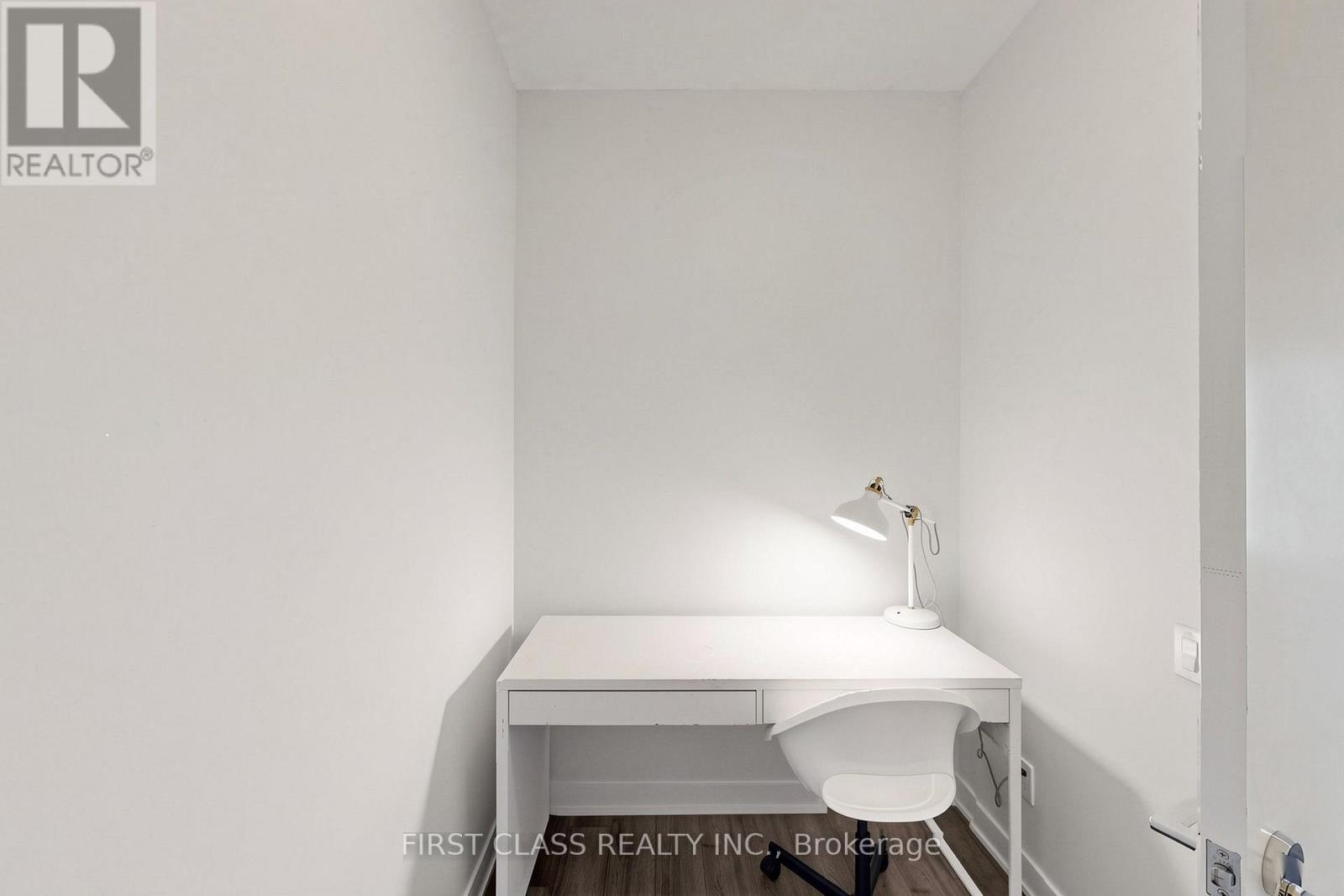 #503 90 QUEENS WHARF ROAD - 23