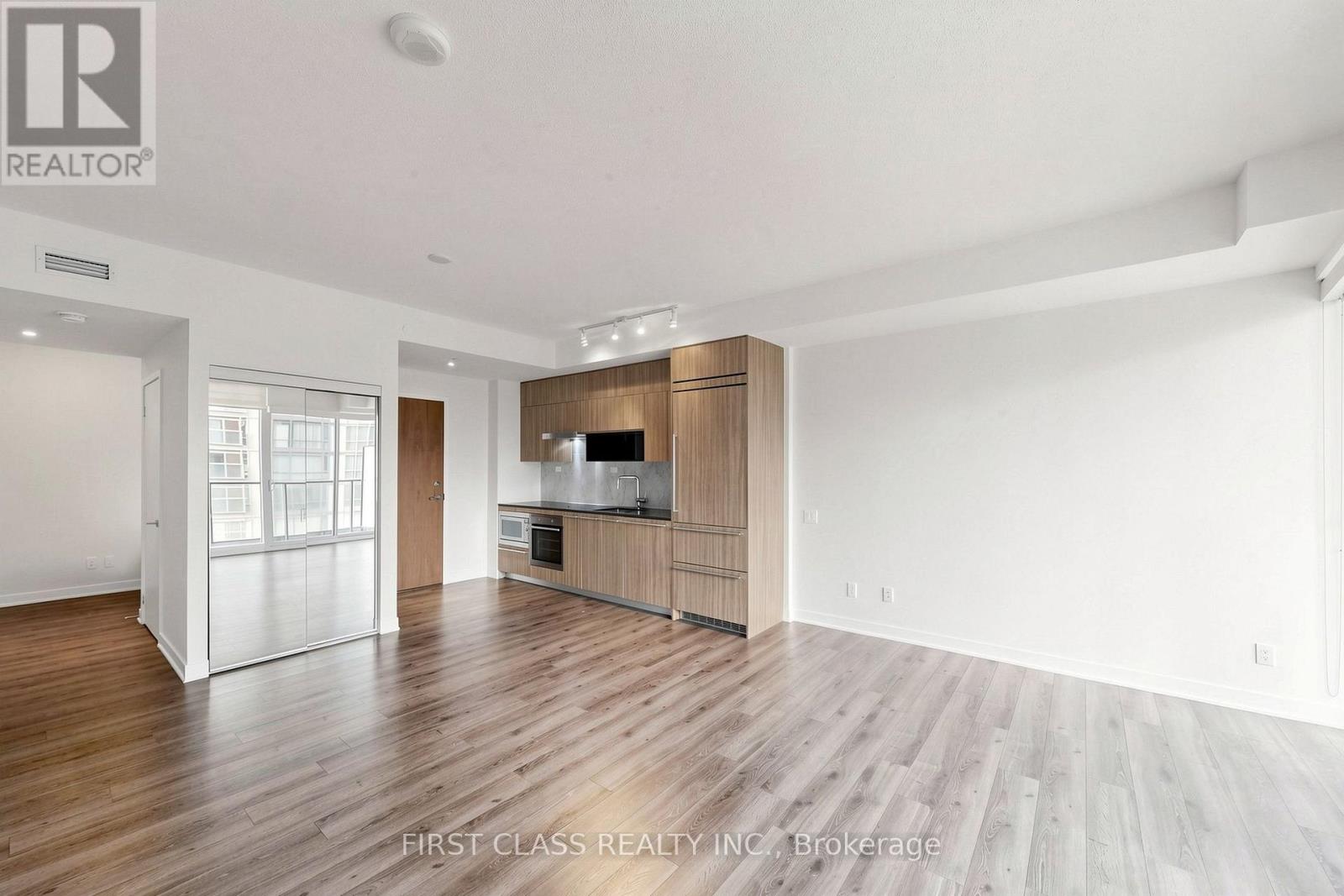 #503 90 QUEENS WHARF ROAD - 5
