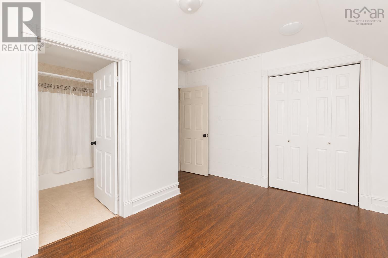 121 Victoria St Street - 24