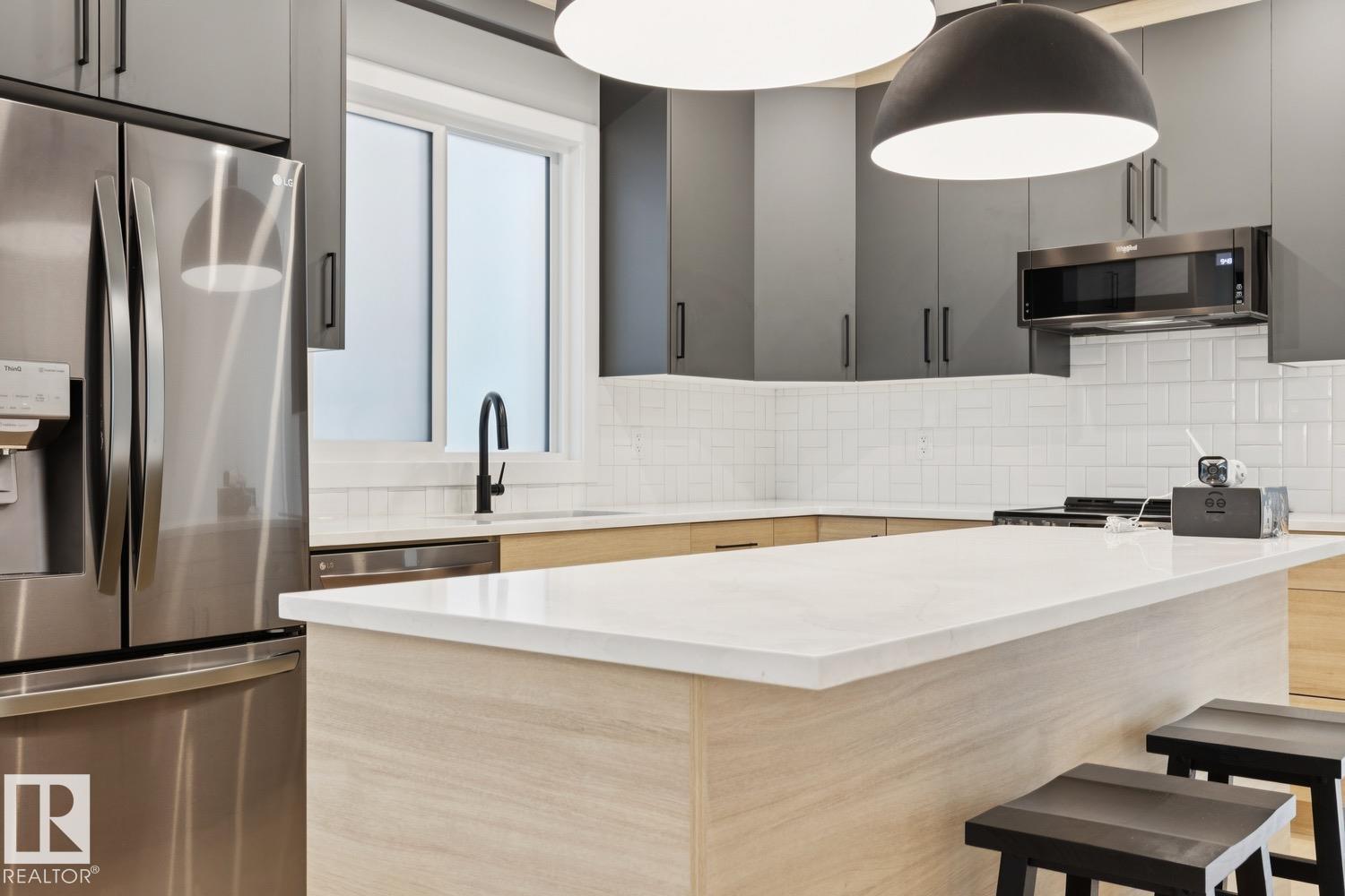 10531 67 AV NW NW - 13