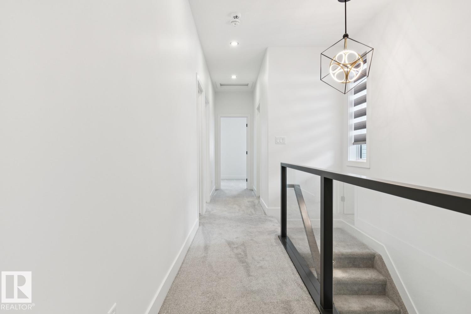 10531 67 AV NW NW - 28