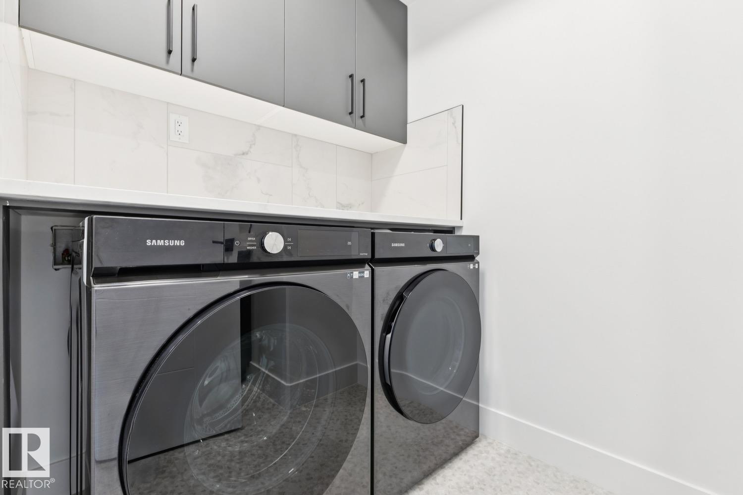 10531 67 AV NW NW - 34