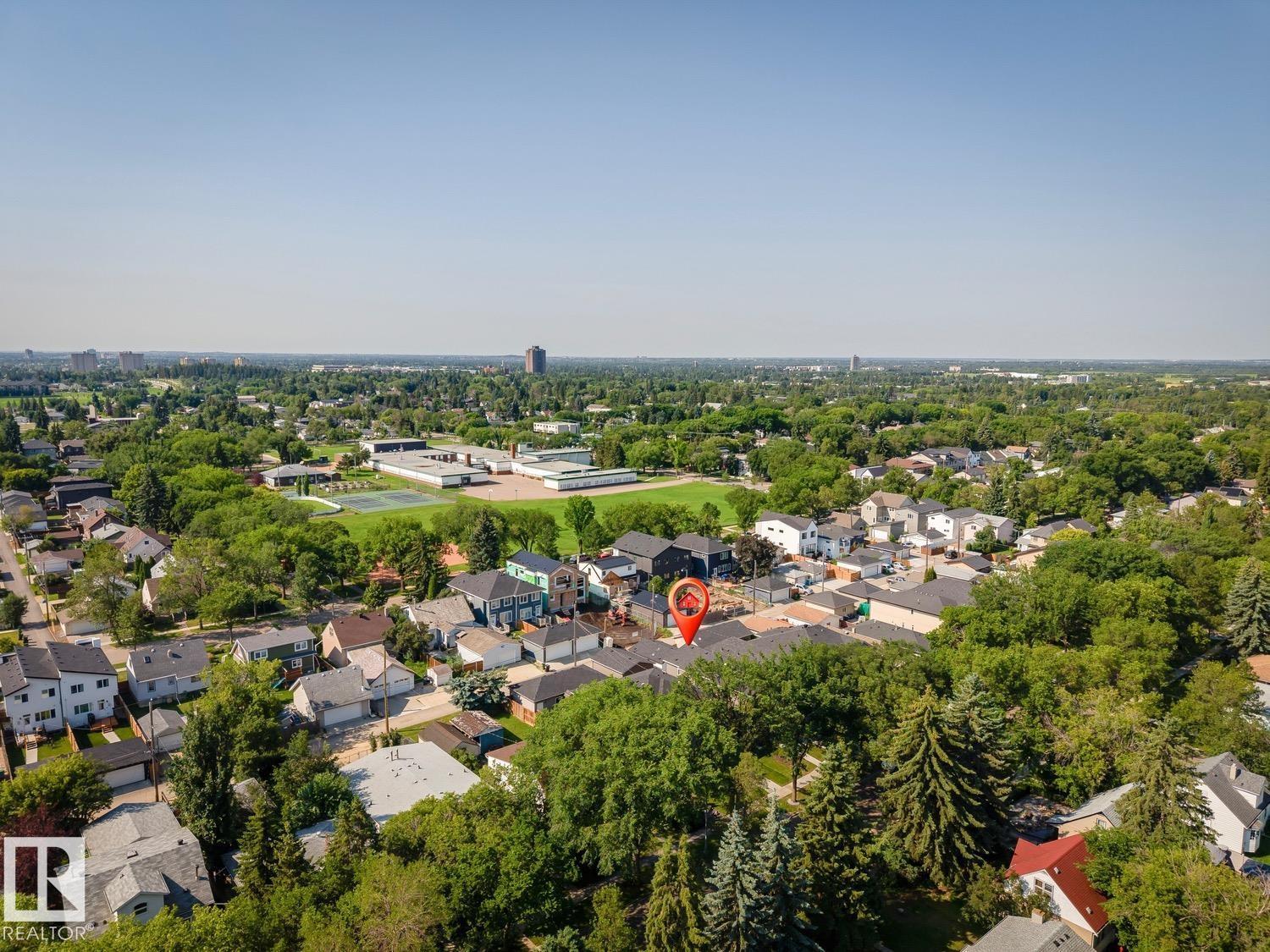 10531 67 AV NW NW - 59