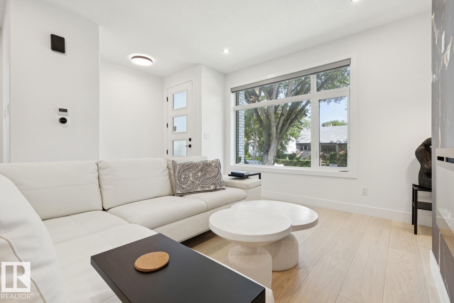 10531 67 AV NW NW - 7