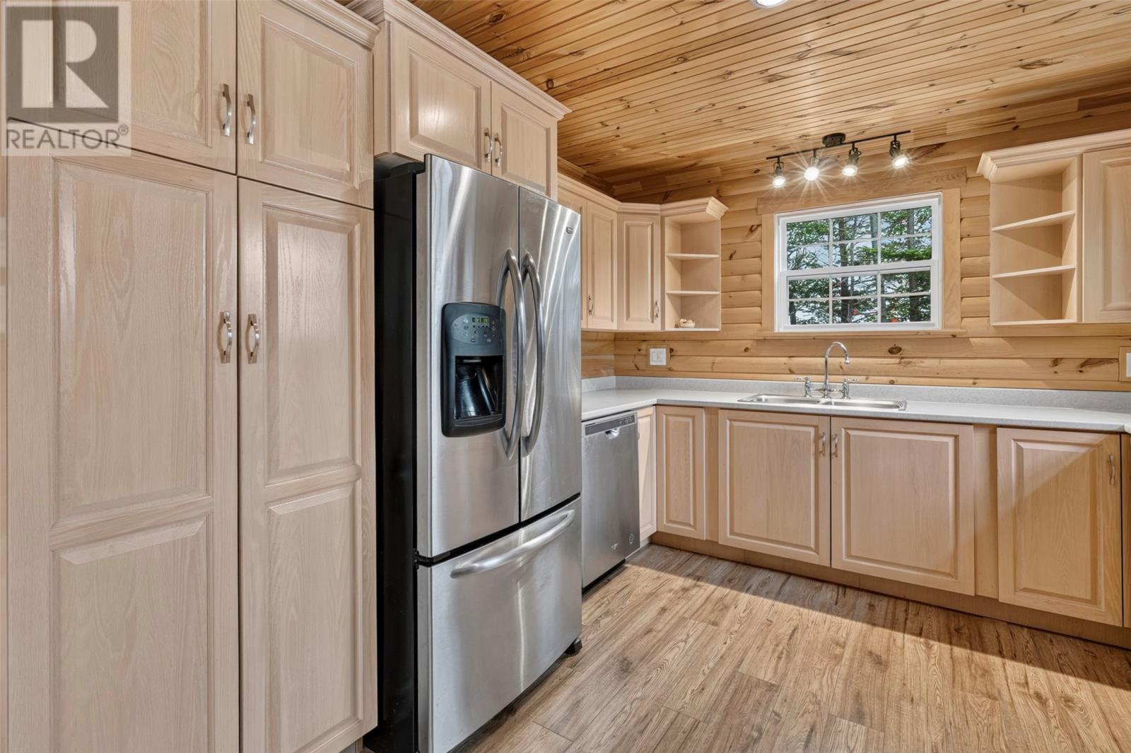 2 Fox Marsh Road - 32