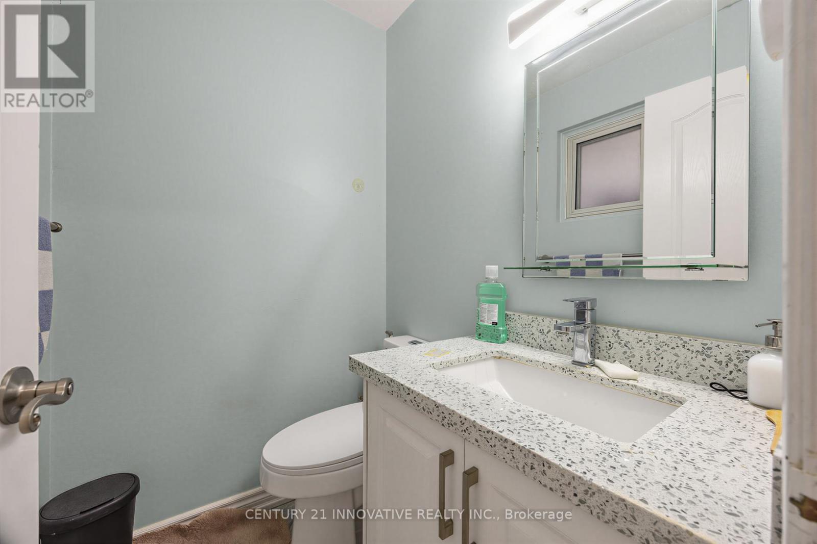 32 CHEATHAM PLACE - 13