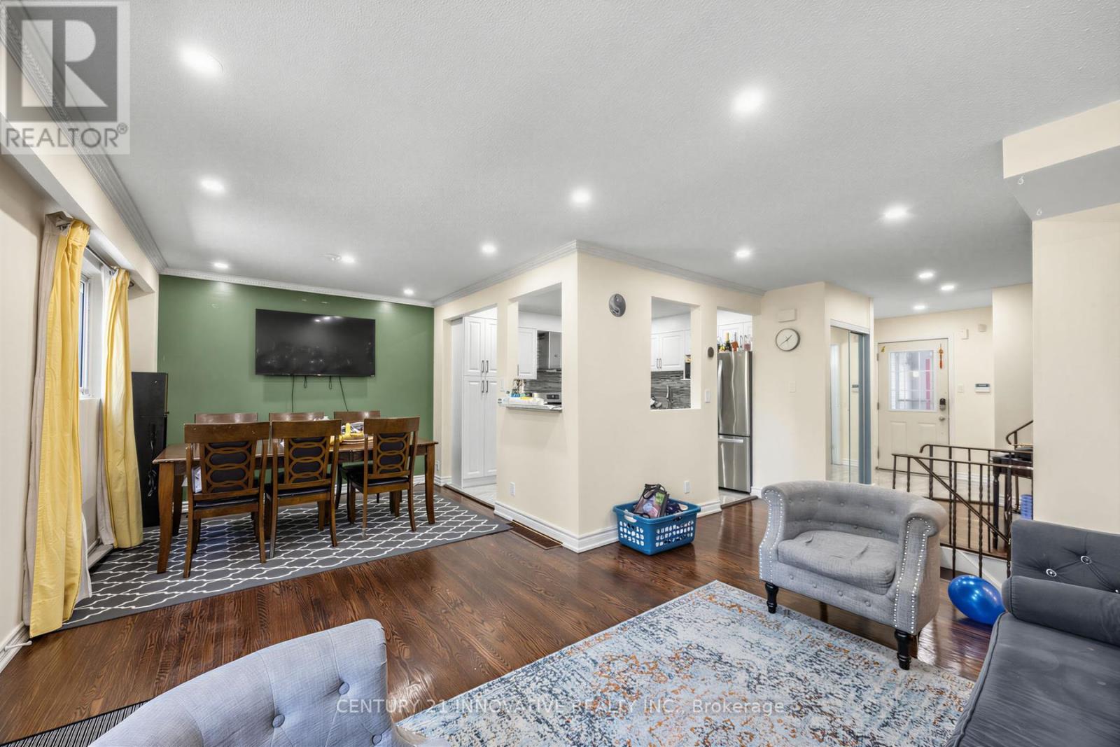 32 CHEATHAM PLACE - 18