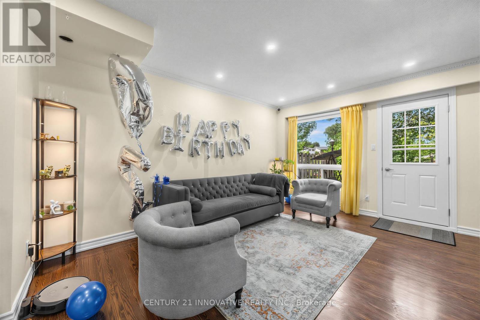 32 CHEATHAM PLACE - 19