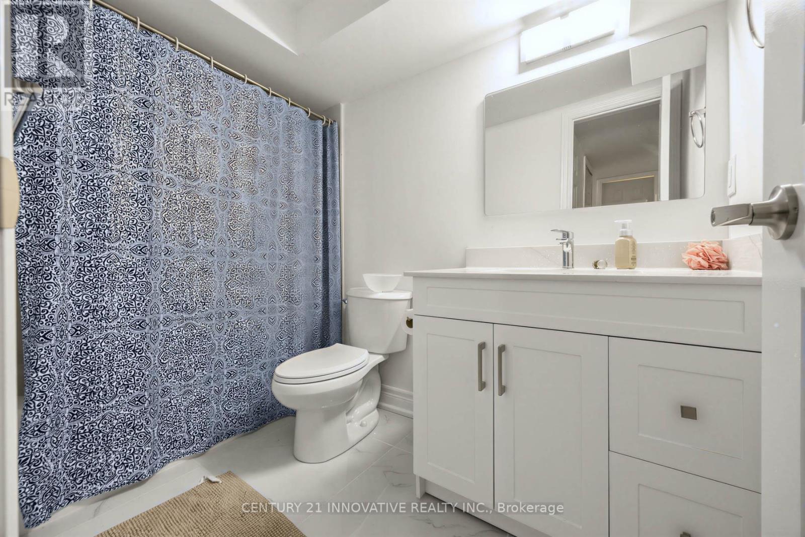 32 CHEATHAM PLACE - 33