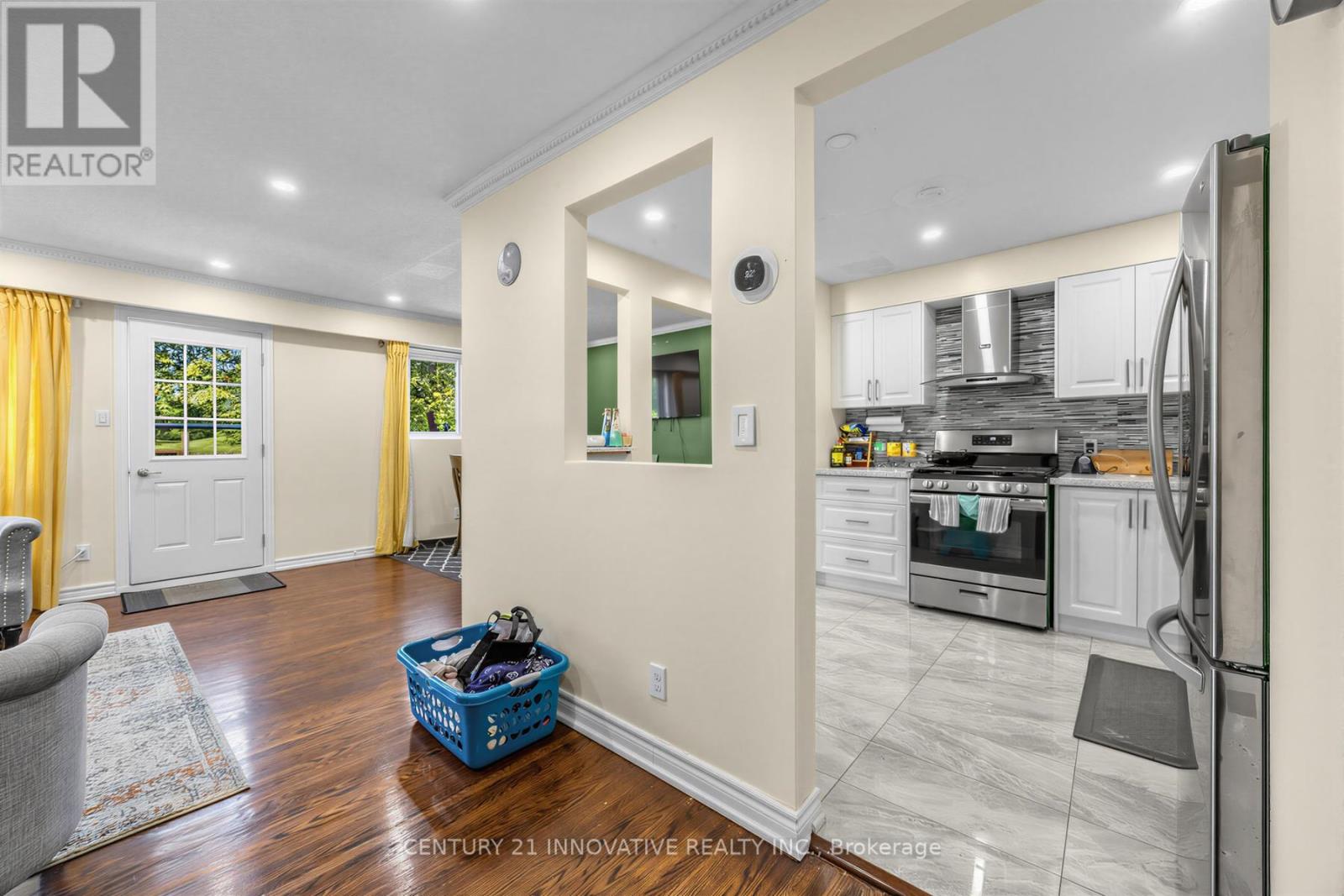 32 CHEATHAM PLACE - 7