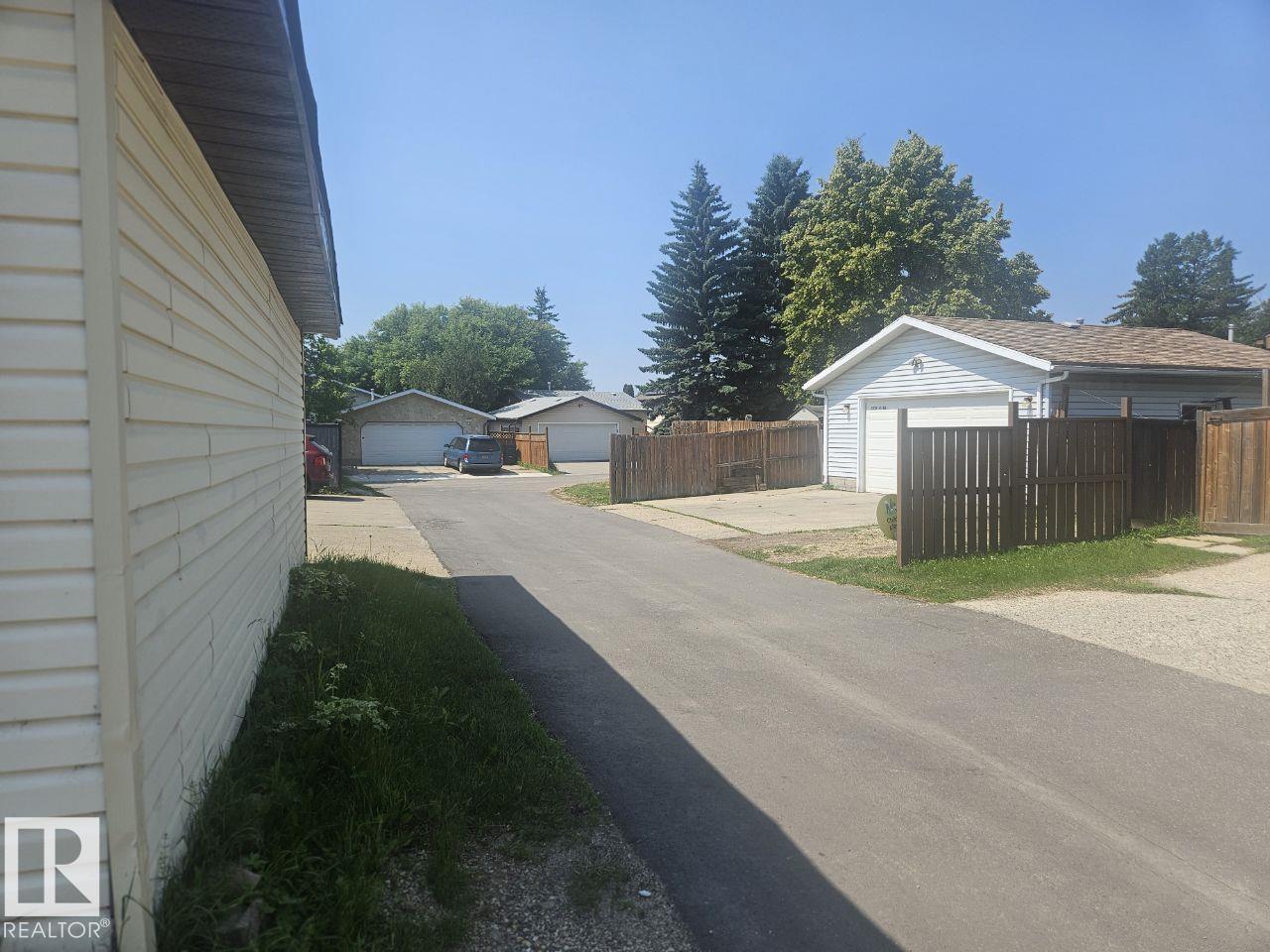 5306 18A AV NW - 27