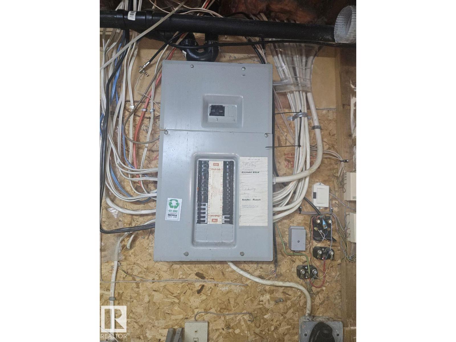 5306 18A AV NW - 20