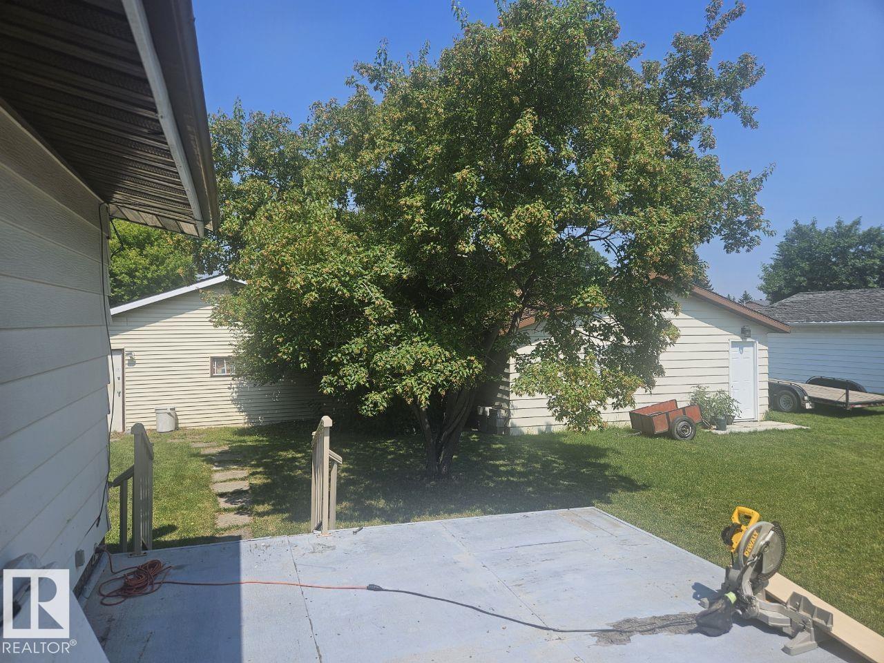 5306 18A AV NW - 21