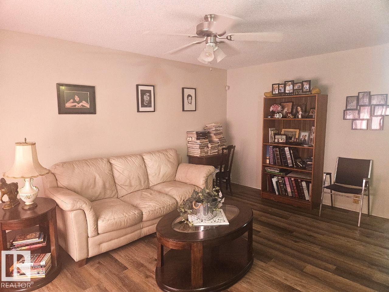 5306 18A AV NW - 3