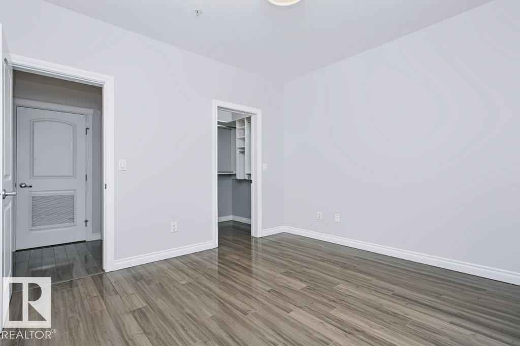 #137 10121 80 AV NW - 19