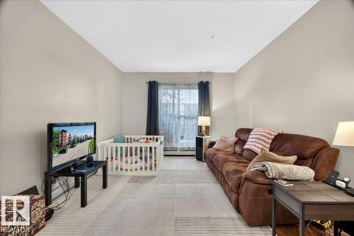 106 320 Ambleside LI SW SW - 20