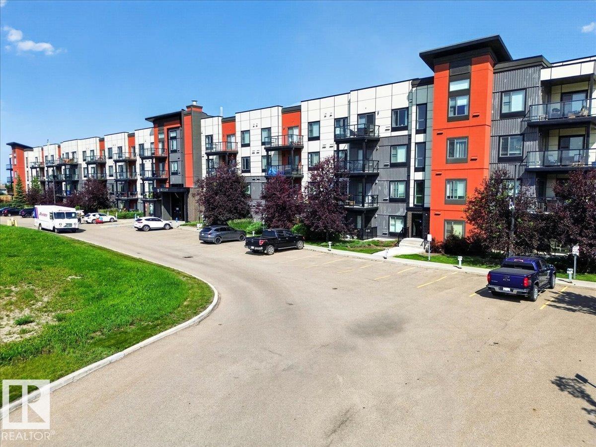 106 320 Ambleside LI SW SW - 4