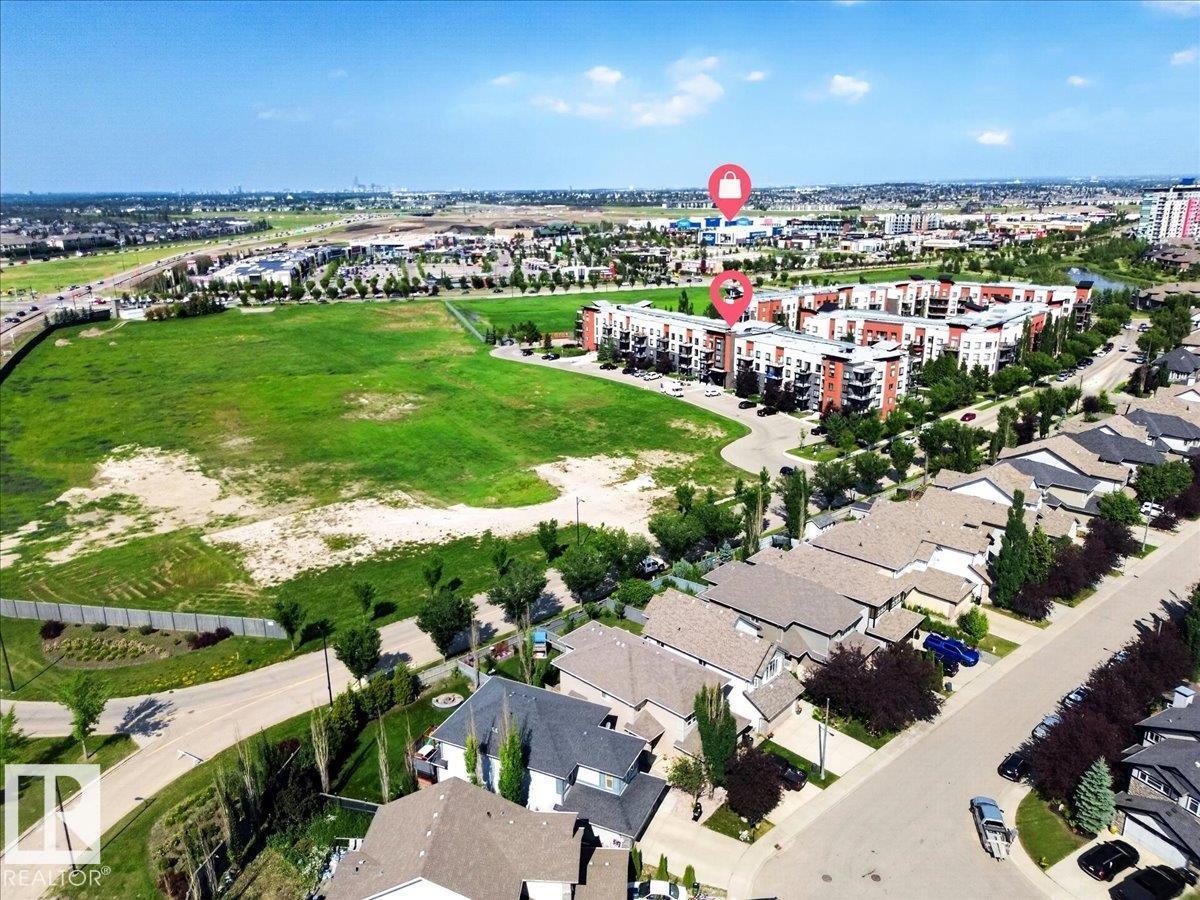 106 320 Ambleside LI SW SW - 44