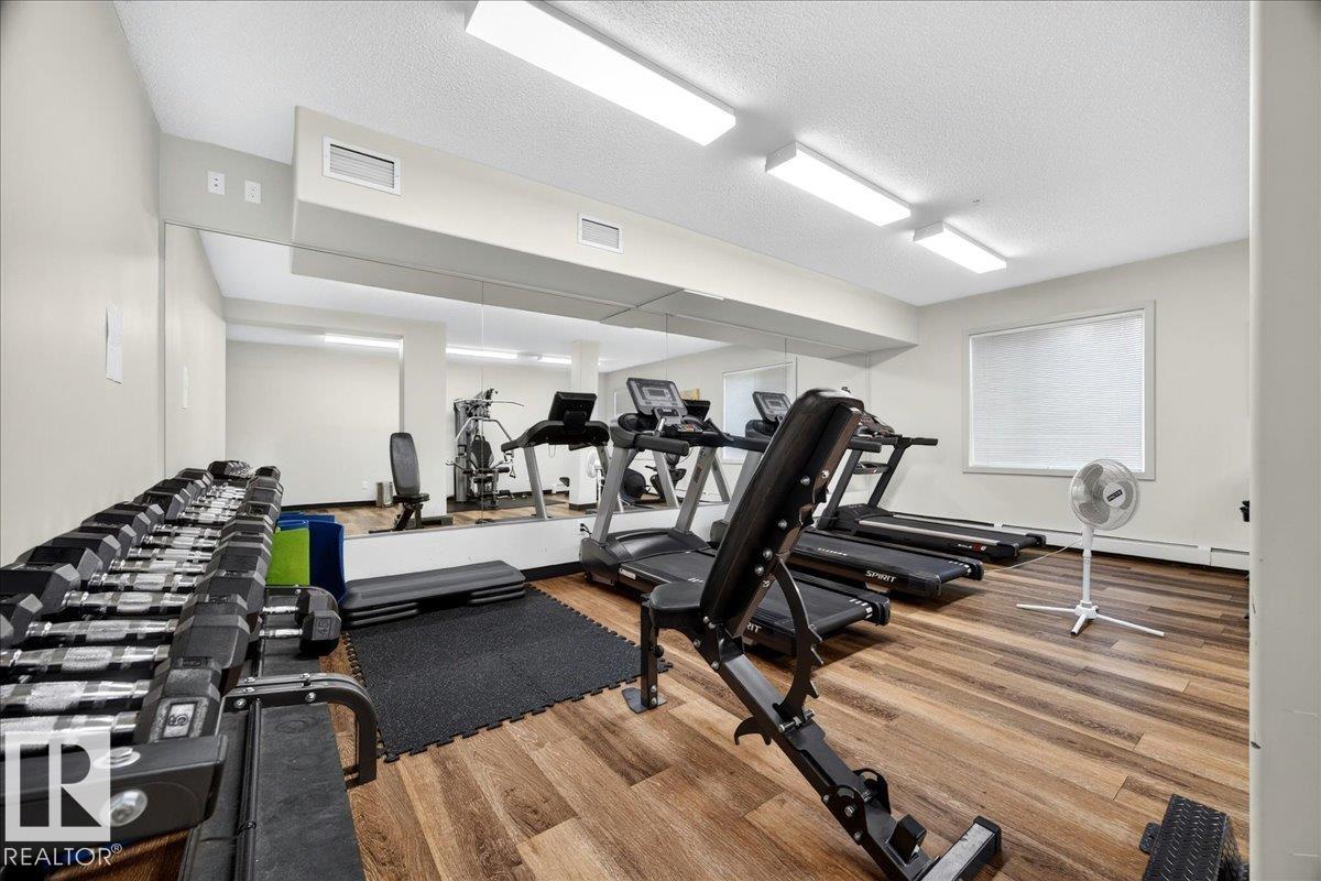 106 320 Ambleside LI SW SW - 34