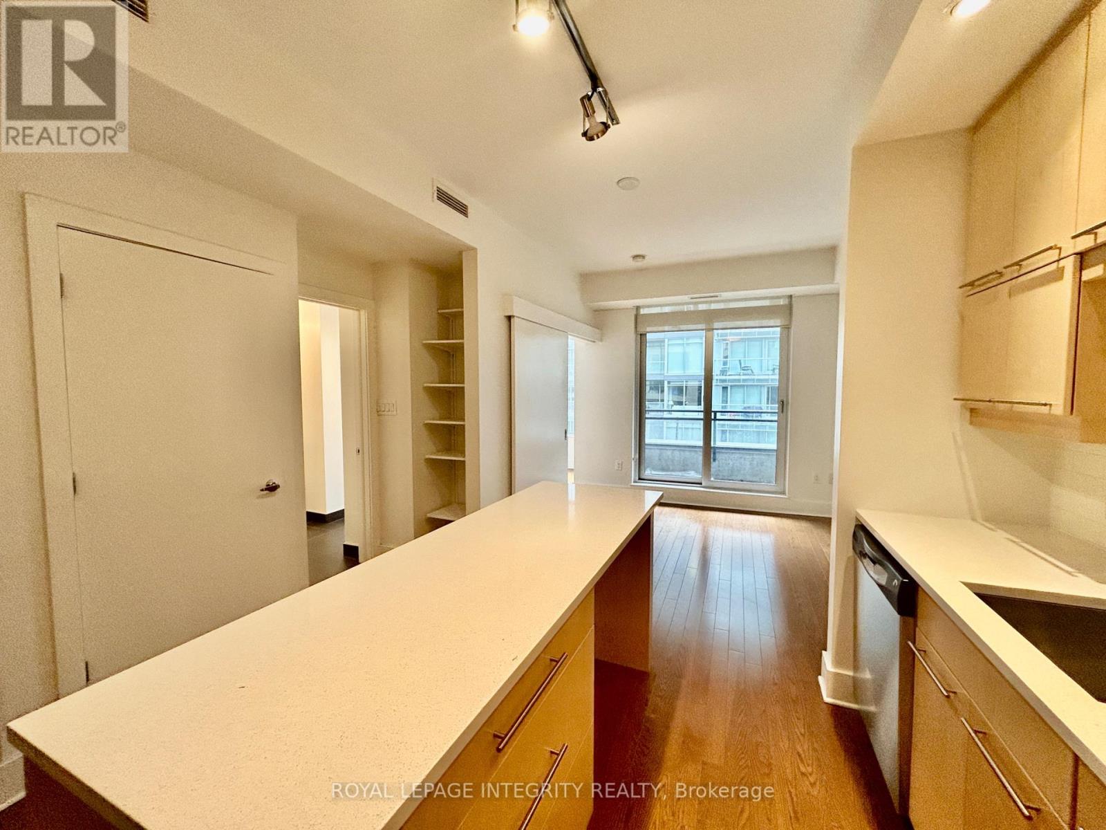 Condos for Rent in Ottawa – 420 – 101 RICHMOND ROAD, Ottawa – By Peter Sagos - Image 10