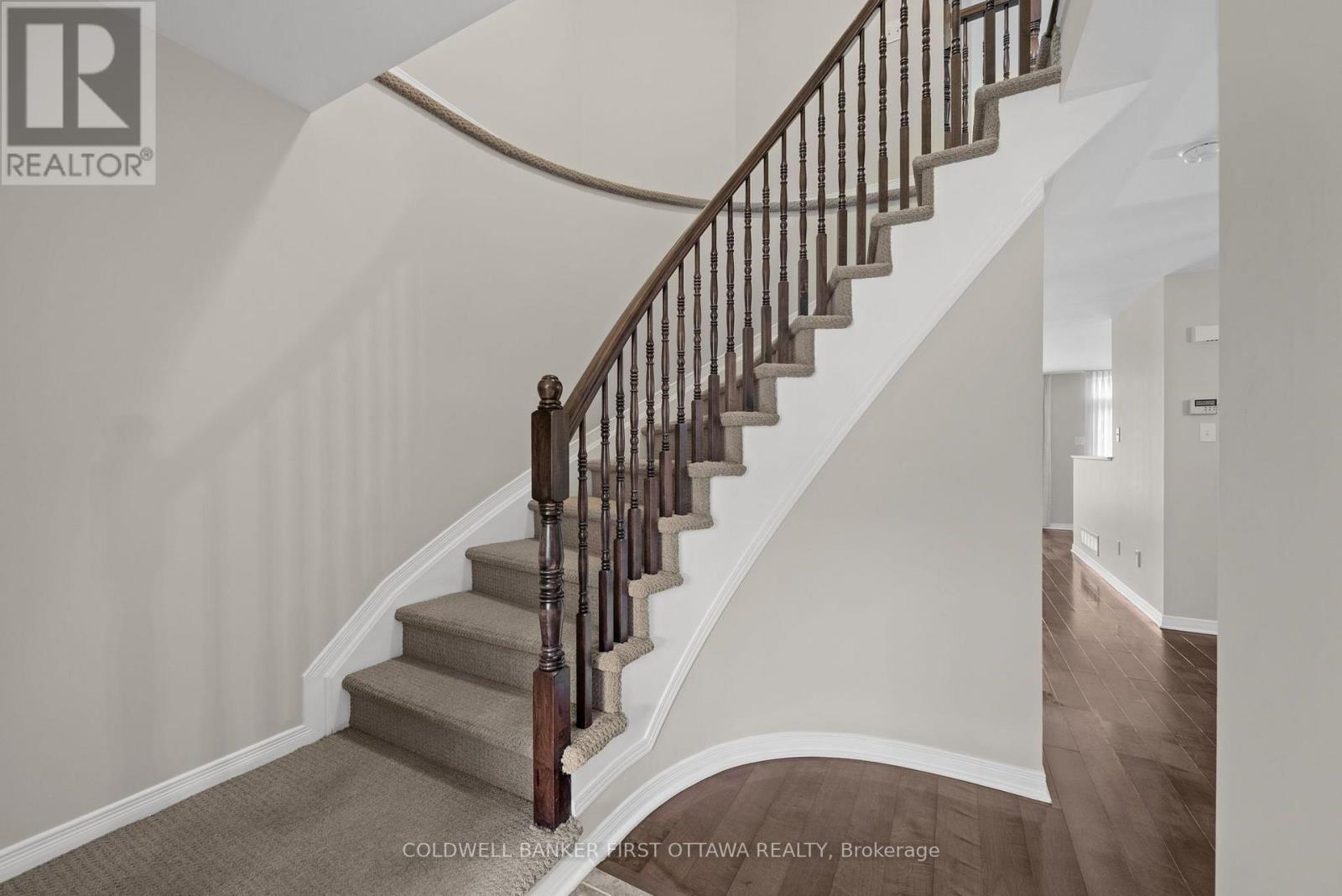 416 HARESFIELD COURT - 14