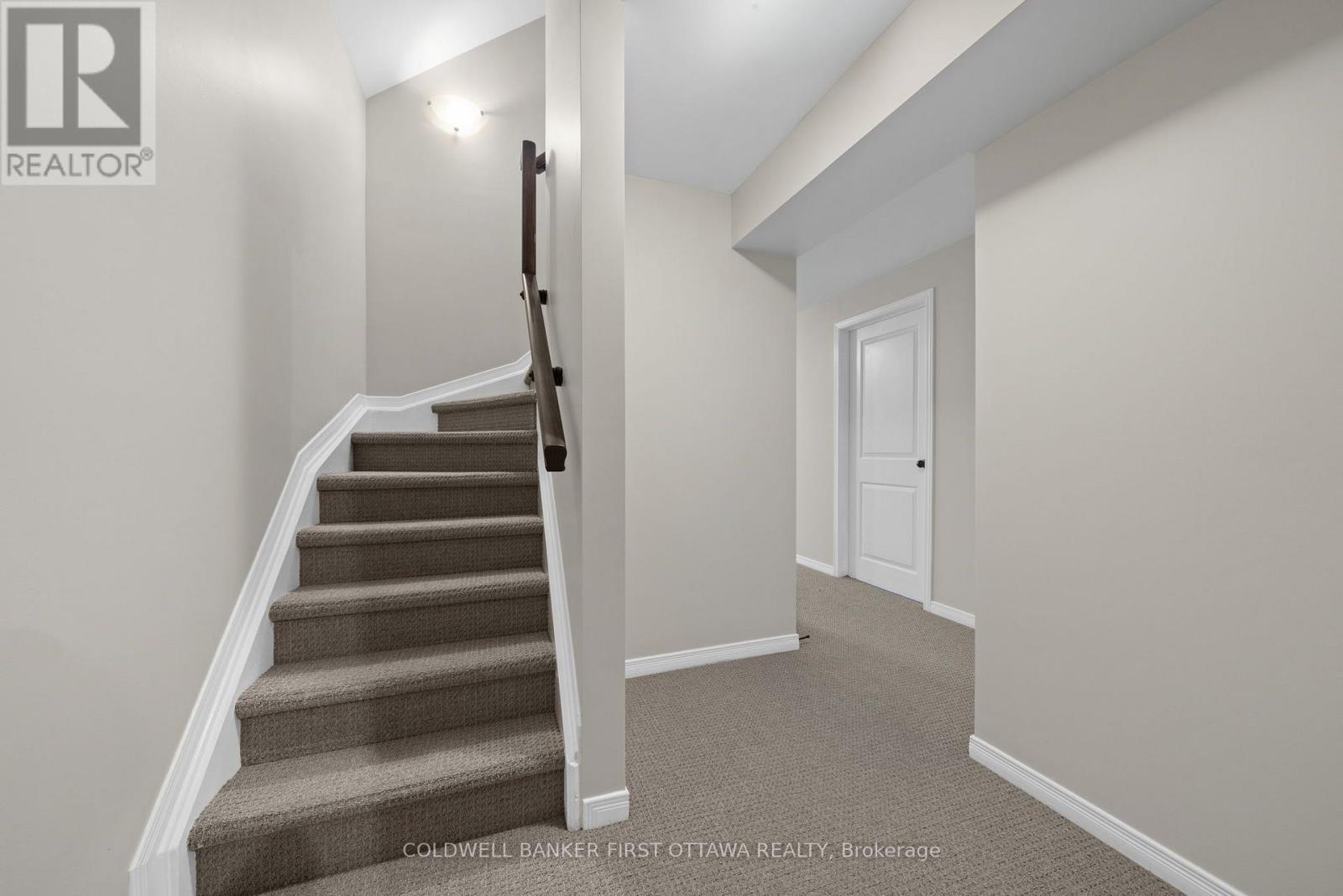 416 HARESFIELD COURT - 25
