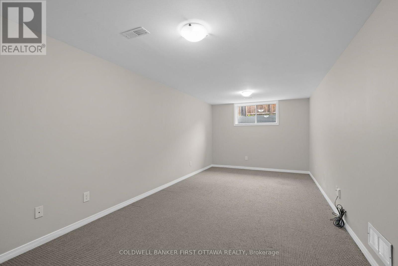 416 HARESFIELD COURT - 26