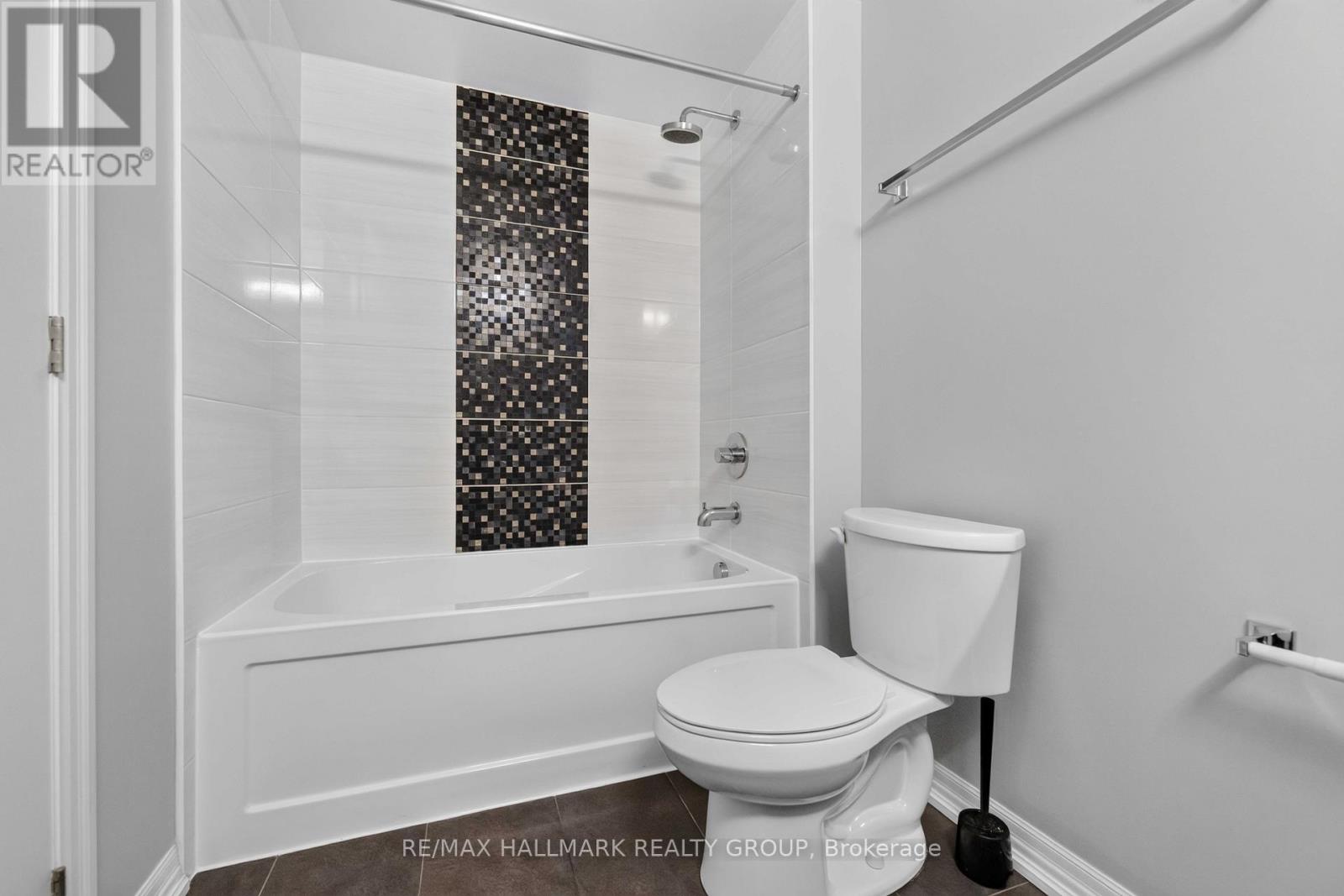 #1701 195 BESSERER STREET N - 43