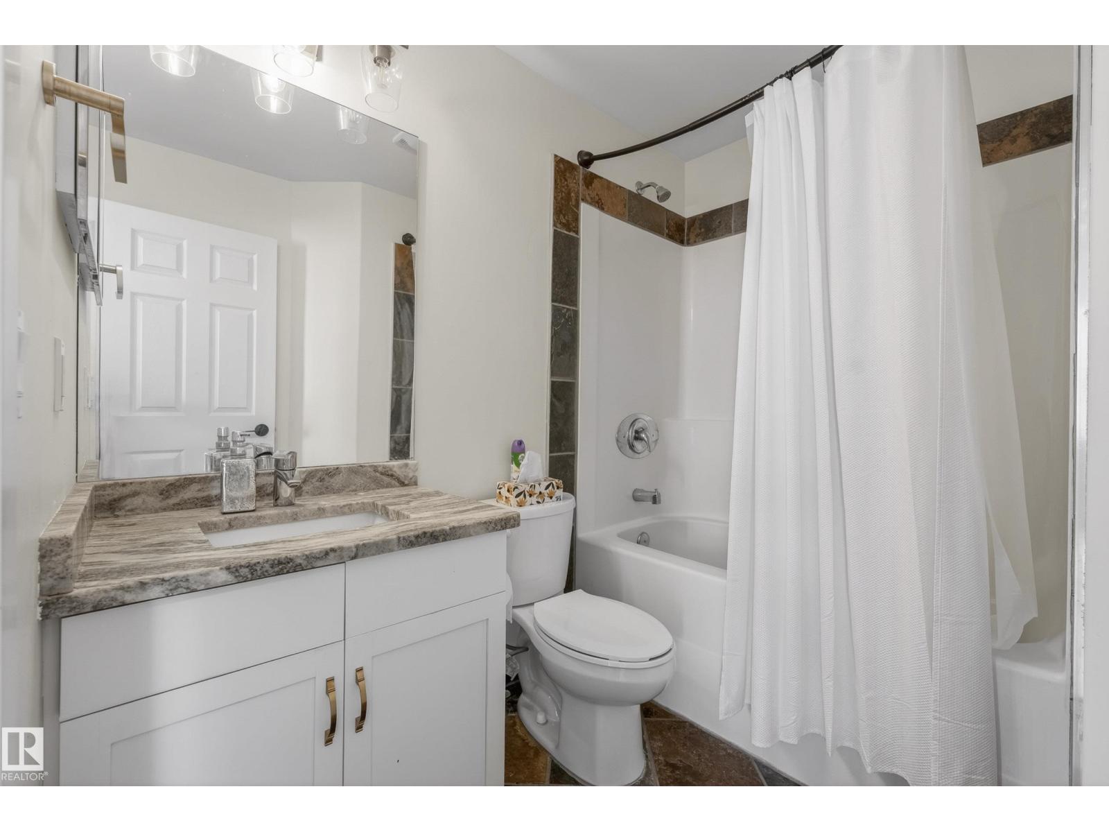 #205 10011 110 ST NW - 28