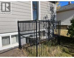 9731 100 Avenue, Grande Prairie, AB T8V0T5 Photo 8