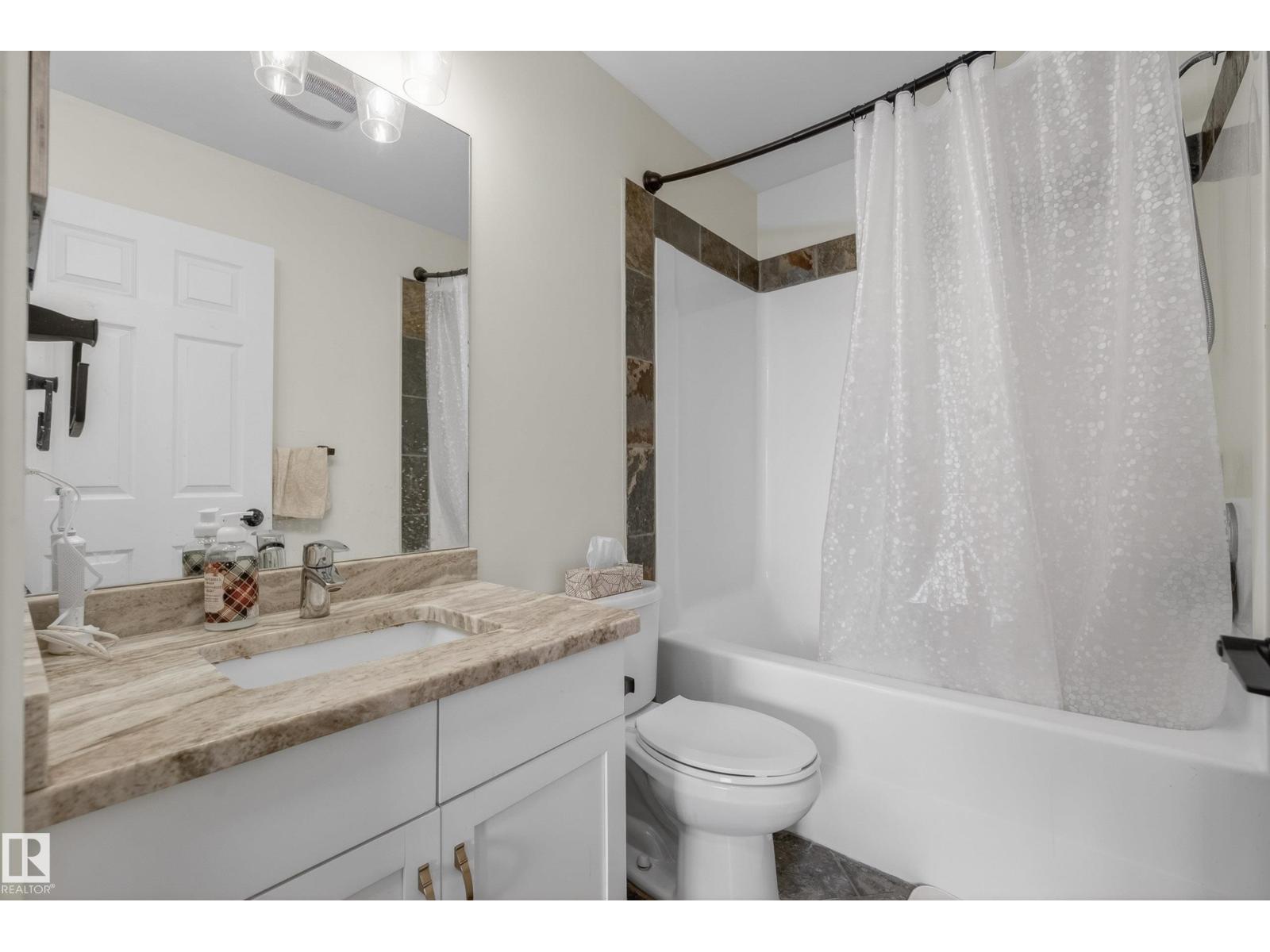 #205 10011 110 ST NW - 26