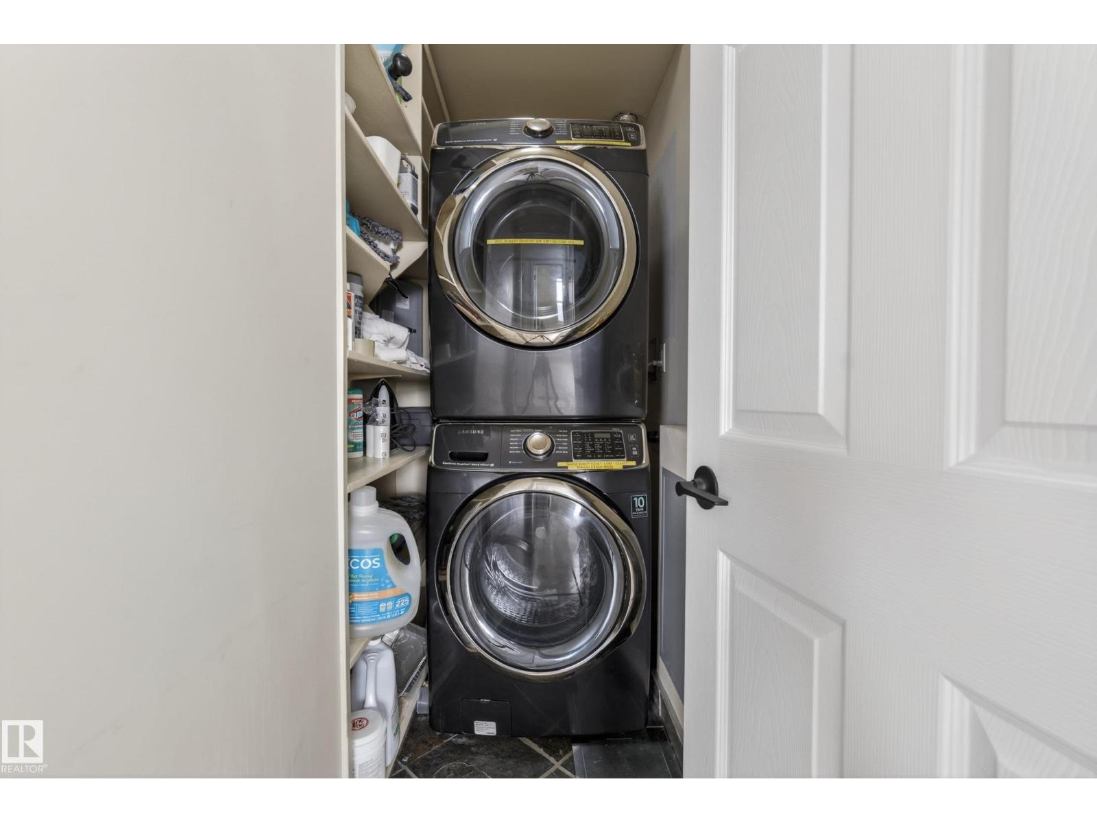 #205 10011 110 ST NW - 29